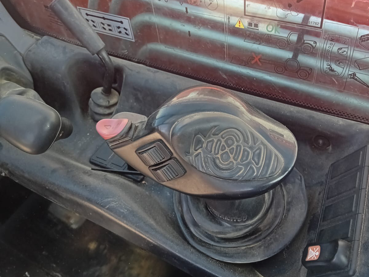 Telescopic handler MANITOU MT733 EASY 75D: picture 16 Telescopic handler MANITOU MT733 EASY 75D: picture 16