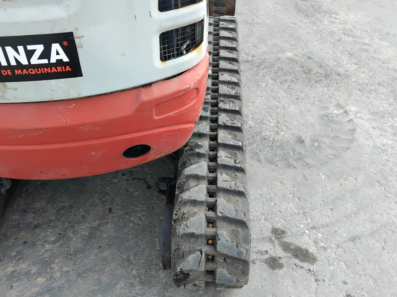 Mini excavator TAKEUCHI TB215R EASY: picture 13