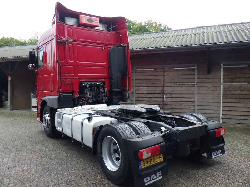 DAF XF 440 8 Tons vooras / Standairco / Standkachel - Tractor unit: picture 4 DAF XF 440 8 Tons vooras / Standairco / Standkachel - Tractor unit: picture 4
