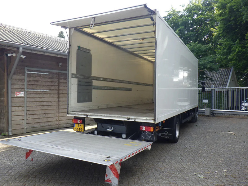 Volvo FL 12 240 Euro 5 EEV/ 6 Cil. - Box truck: picture 4 Volvo FL 12 240 Euro 5 EEV/ 6 Cil. - Box truck: picture 4