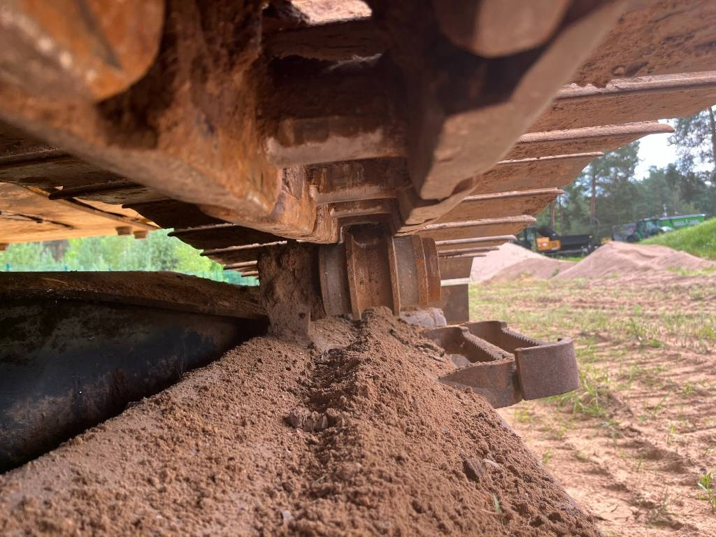 Crawler excavator Komatsu PC 190 LC-8: picture 9