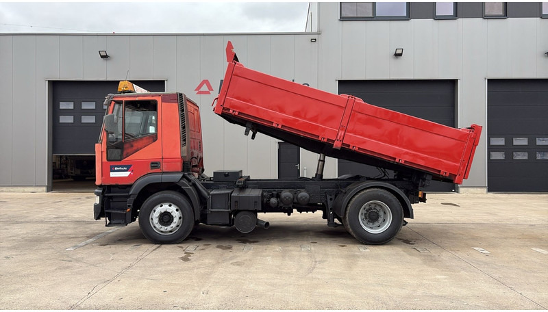 Tipper Iveco Eurotech 240 E 42 (POMPE MANUELLE / MANUAL PUMP / MANUAL GEARBOX / BOITE MANUELLE): picture 8