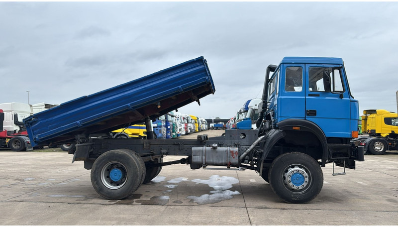 Iveco Magirus 170 - 23 (GRAND PONT / LAMES / PARFAIT ETAT / 4x4) - Tipper: picture 5 Iveco Magirus 170 - 23 (GRAND PONT / LAMES / PARFAIT ETAT / 4x4) - Tipper: picture 5