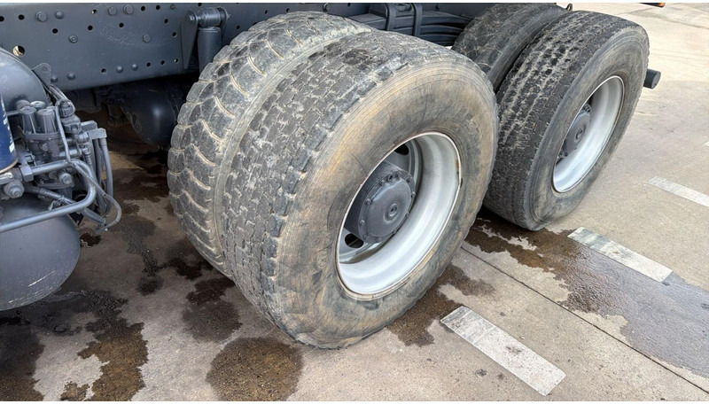 Tipper Mercedes-Benz Actros 3235 (EPS / LAMES / GRAND PONT / STEEL SUSP. / 3 PEDALES / MP1): picture 10 Tipper Mercedes-Benz Actros 3235 (EPS / LAMES / GRAND PONT / STEEL SUSP. / 3 PEDALES / MP1): picture 10