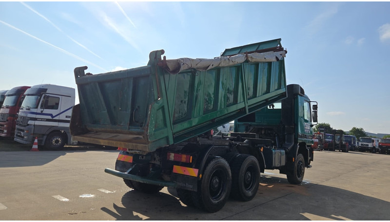 Mercedes-Benz Actros 3331 (BOITE MANUELLE / 6X6 / LAMES / GRAND PONT / V6) - Tipper: picture 5 Mercedes-Benz Actros 3331 (BOITE MANUELLE / 6X6 / LAMES / GRAND PONT / V6) - Tipper: picture 5