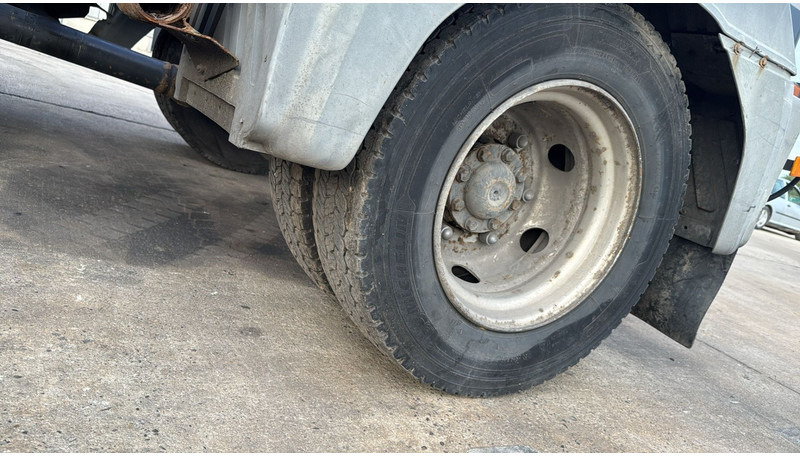 Cab chassis truck Mercedes-Benz Atego 815 (BOITE MANUELLE / MANUAL GEARBOX): picture 8