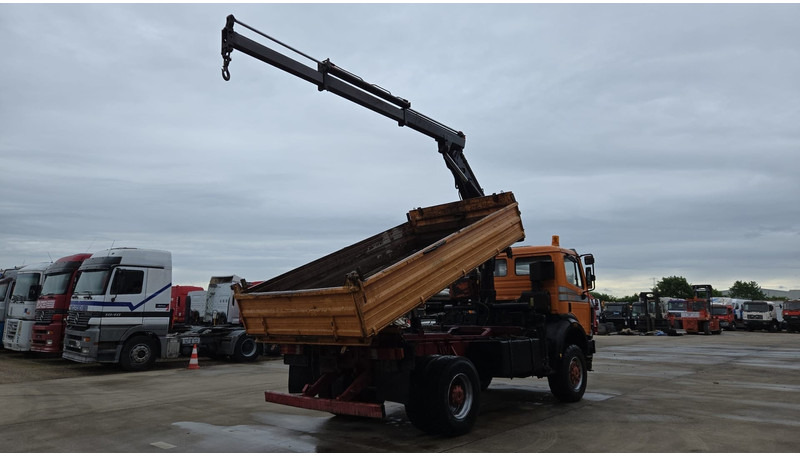 Mercedes-Benz SK 1735 (V8 2X TURBO / 4X4 / PARFAIT ETAT !!!! / GRUE / LAMES / GRAND PONT / TOP CONDITION !!!) - Tipper, Crane truck: picture 5 Mercedes-Benz SK 1735 (V8 2X TURBO / 4X4 / PARFAIT ETAT !!!! / GRUE / LAMES / GRAND PONT / TOP CONDITION !!!) - Tipper, Crane truck: picture 5