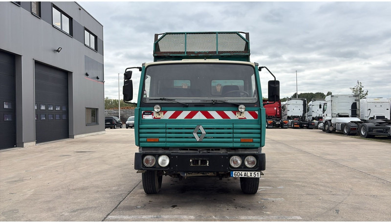 Renault G 300 Manager (LAMES / STEEL SUSP. / GRAND PONT / POMPE MANUELLE) - Tipper: picture 2 Renault G 300 Manager (LAMES / STEEL SUSP. / GRAND PONT / POMPE MANUELLE) - Tipper: picture 2