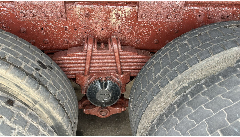Tipper Renault Kerax 385 (POMPE MANUELLE / MANUAL PUMP / 6X4 / LAMES / GRAND PONT): picture 15