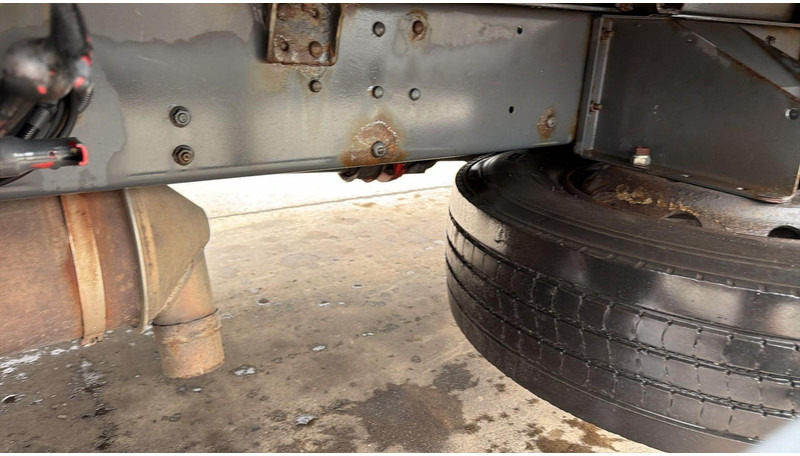 Dropside/ Flatbed truck Renault Midlum 270 (18 TONNES / BOITE MANUELLE / MANUAL GEARBOX / GOOD CONDITION): picture 11 Dropside/ Flatbed truck Renault Midlum 270 (18 TONNES / BOITE MANUELLE / MANUAL GEARBOX / GOOD CONDITION): picture 11