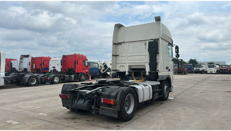 DAF 105 XF 460 (BOITE MANUELLE / MANUAL GEARBOX / CLEAN CONDITION / PROPRE) - Tractor unit: picture 5 DAF 105 XF 460 (BOITE MANUELLE / MANUAL GEARBOX / CLEAN CONDITION / PROPRE) - Tractor unit: picture 5