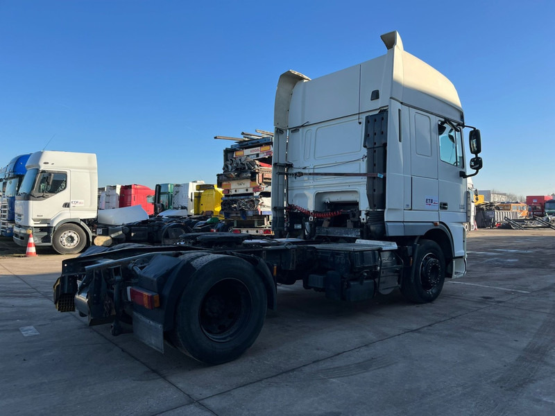 DAF 105 XF 460 Super Space Cab (MANUAL GEARBOX / BOITE MANUELLE) - Tractor unit: picture 5 DAF 105 XF 460 Super Space Cab (MANUAL GEARBOX / BOITE MANUELLE) - Tractor unit: picture 5