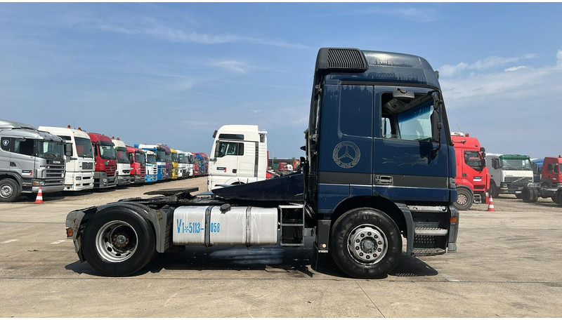 Mercedes-Benz Actros 1835 (EPS / V6 / 3 PEDALES / MP1 / PTO) - Tractor unit: picture 4 Mercedes-Benz Actros 1835 (EPS / V6 / 3 PEDALES / MP1 / PTO) - Tractor unit: picture 4