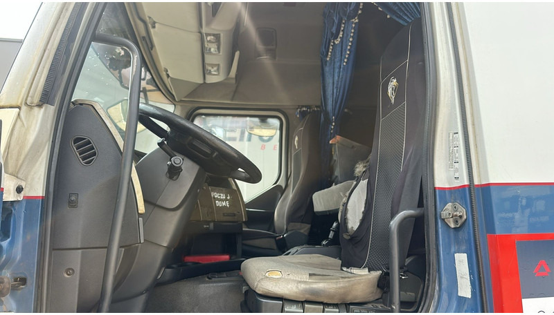 Tractor unit Renault PREMIUM 410 DXI (PROPRE / BONNE ETAT / CLEAN AND GOOD CONDITION): picture 14