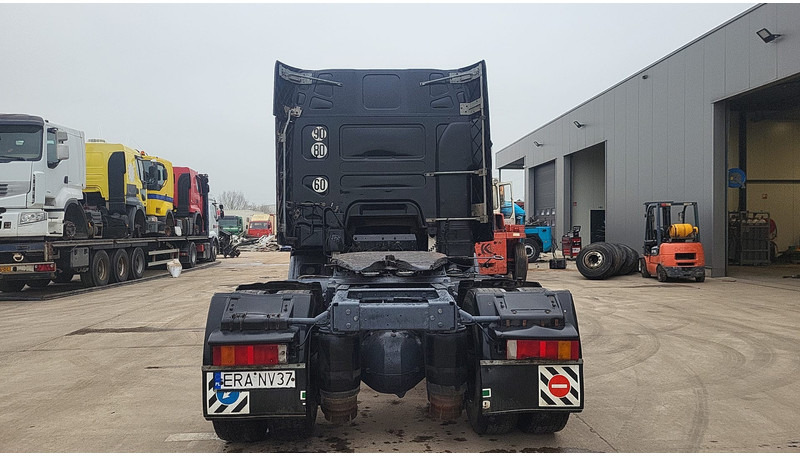 Renault Premium 420 (BOITE MANUELLE / MANUAL GEARBOX) - Tractor unit: picture 5 Renault Premium 420 (BOITE MANUELLE / MANUAL GEARBOX) - Tractor unit: picture 5