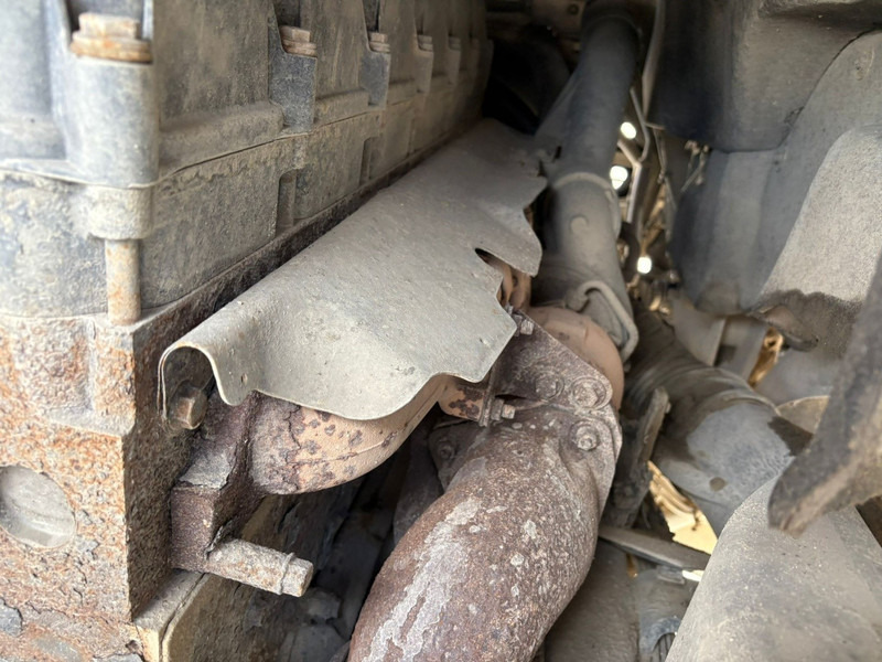 Tractor unit Renault Premium 420 (BOITE MANUELLE / MANUAL GEARBOX / PTO): picture 18