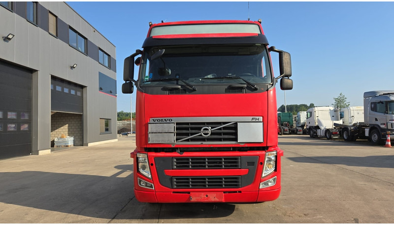 Volvo FH 420 (CLEAN TRUCK / GOOD CONDITION / CHASSIS GOOD) - Tractor unit: picture 2 Volvo FH 420 (CLEAN TRUCK / GOOD CONDITION / CHASSIS GOOD) - Tractor unit: picture 2