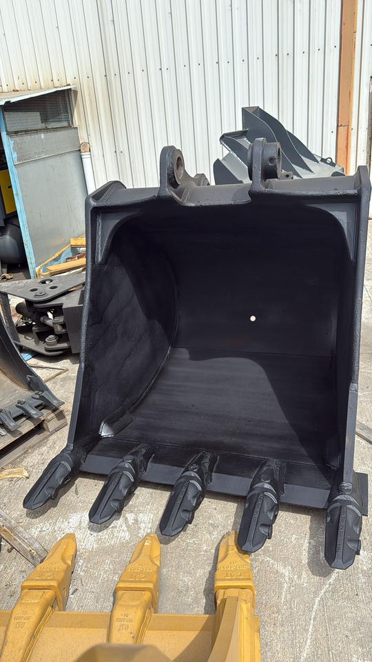 35-40tons Bucket - Excavator bucket for Crawler excavator: picture 2 35-40tons Bucket - Excavator bucket for Crawler excavator: picture 2