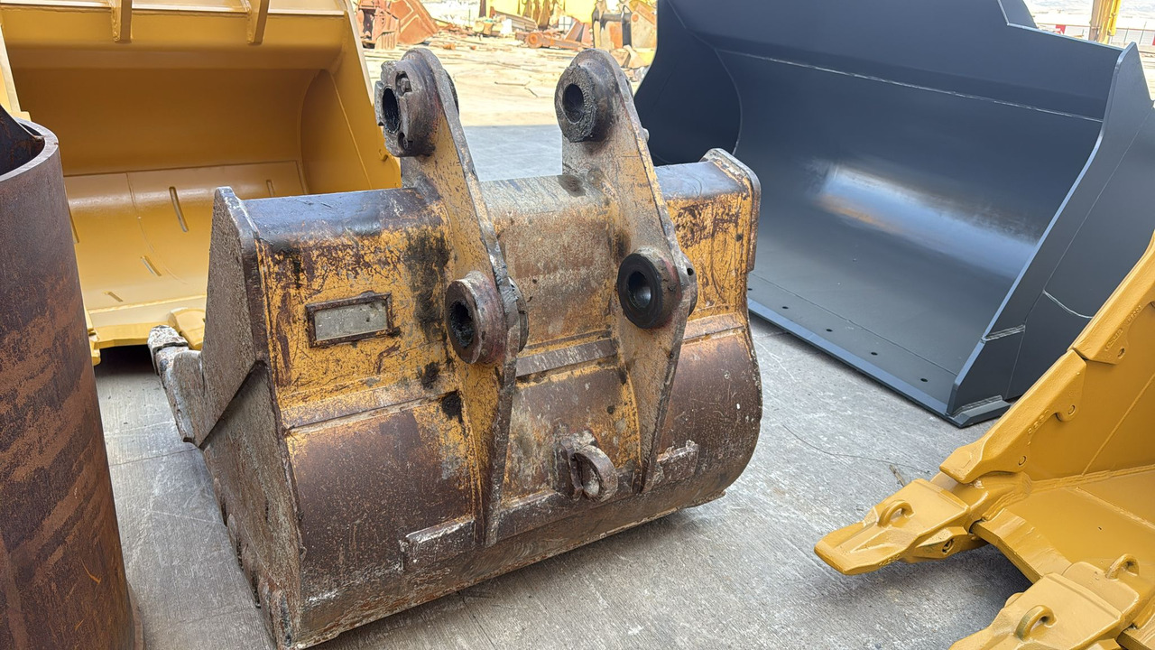 CATERPILLAR 320 General Purpose Bucket - Excavator bucket for Crawler excavator: picture 3 CATERPILLAR 320 General Purpose Bucket - Excavator bucket for Crawler excavator: picture 3
