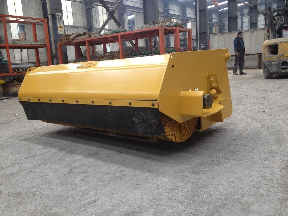 Galen New - Broom: picture 4 Galen New - Broom: picture 4