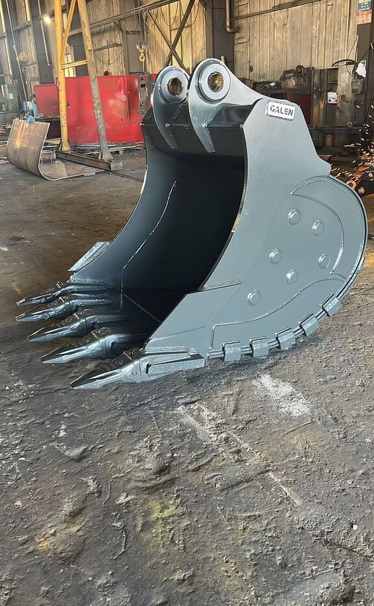 Komatsu PC350 Heavy Duty Bucket - Excavator bucket: picture 2 Komatsu PC350 Heavy Duty Bucket - Excavator bucket: picture 2