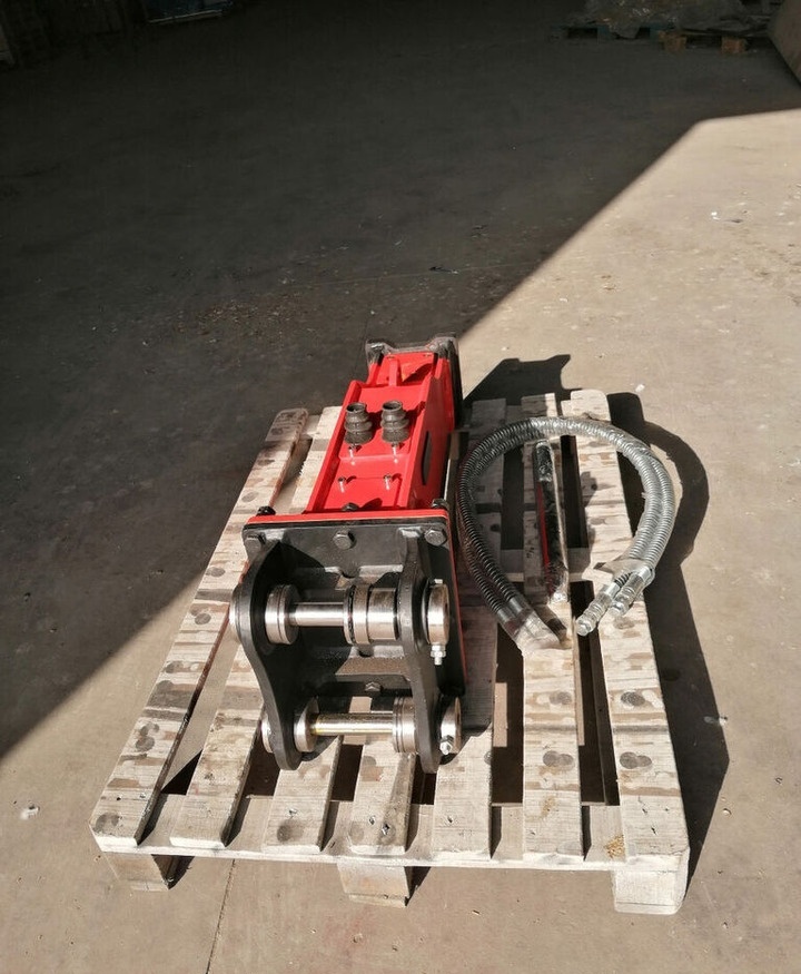 Soosan SB20 - Hydraulic hammer: picture 3 Soosan SB20 - Hydraulic hammer: picture 3