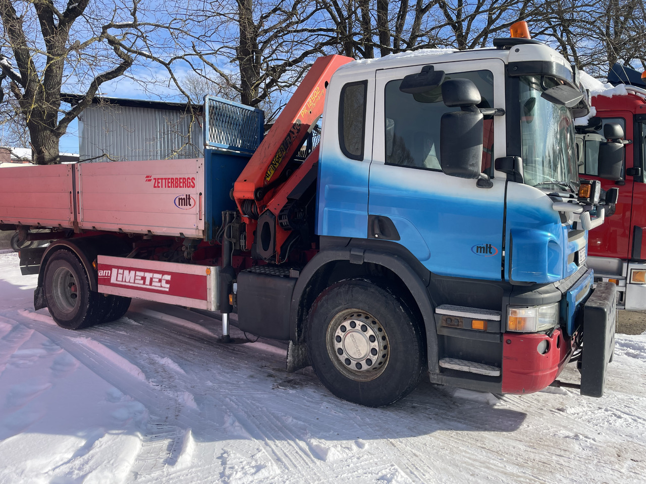 Scania P270 - Tipper, Crane truck: picture 1 Scania P270 - Tipper, Crane truck: picture 1