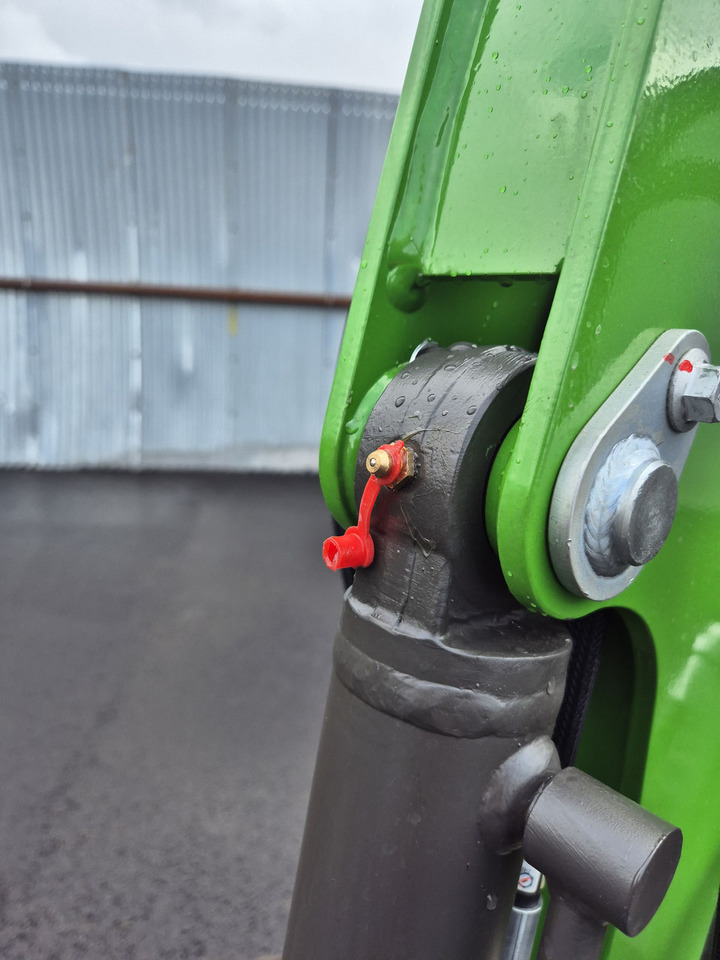 Mini excavator WCM CTX 8010S Servo Diesel: picture 10