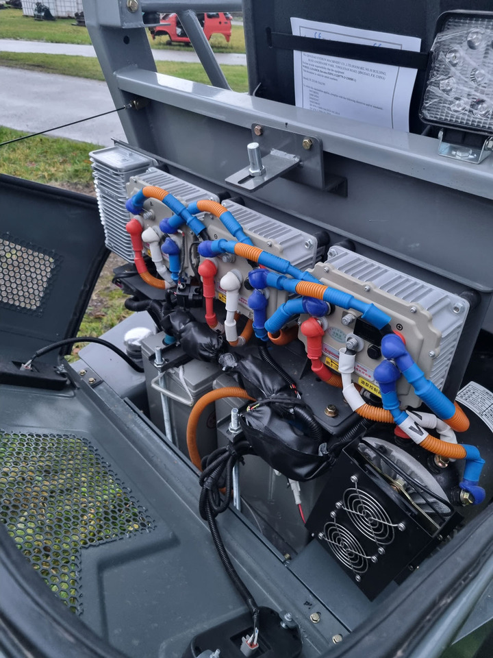 Wheel loader WCM-L2110e: picture 19 Wheel loader WCM-L2110e: picture 19