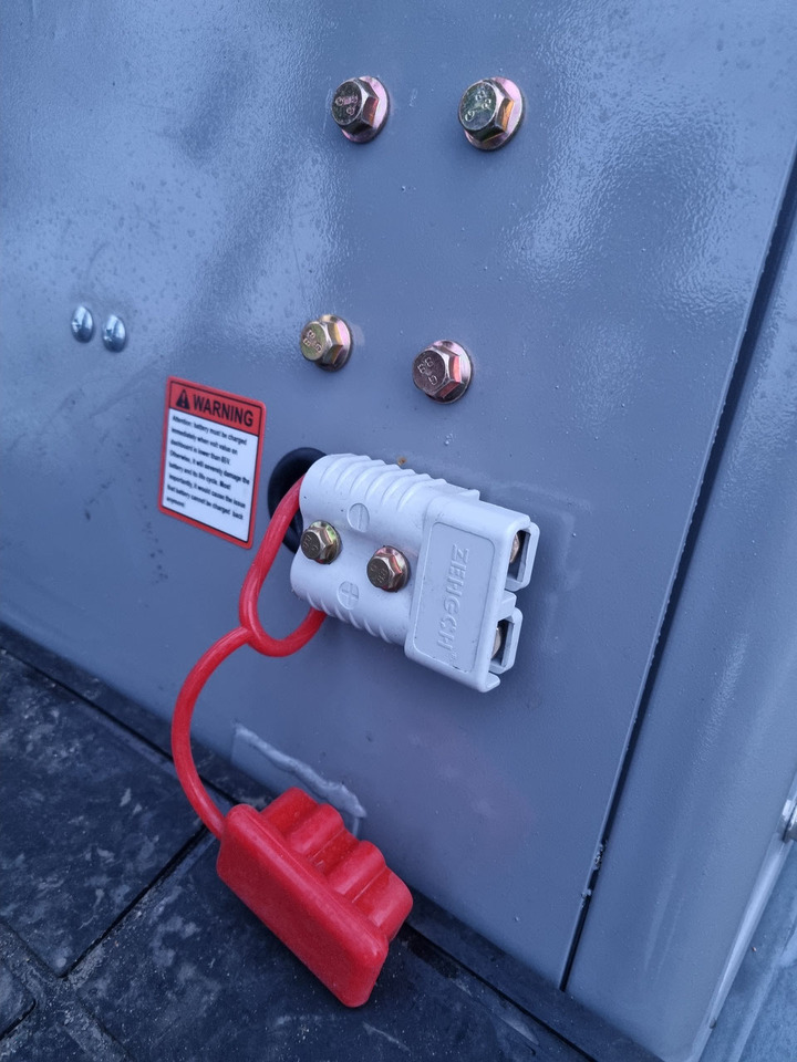 Wheel loader WCM-L2110e: picture 12 Wheel loader WCM-L2110e: picture 12