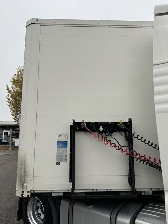 Kögel SKH24 Iso-Koffer PurFerro SAF Achsen Sehr gut - Closed box semi-trailer: picture 4 Kögel SKH24 Iso-Koffer PurFerro SAF Achsen Sehr gut - Closed box semi-trailer: picture 4