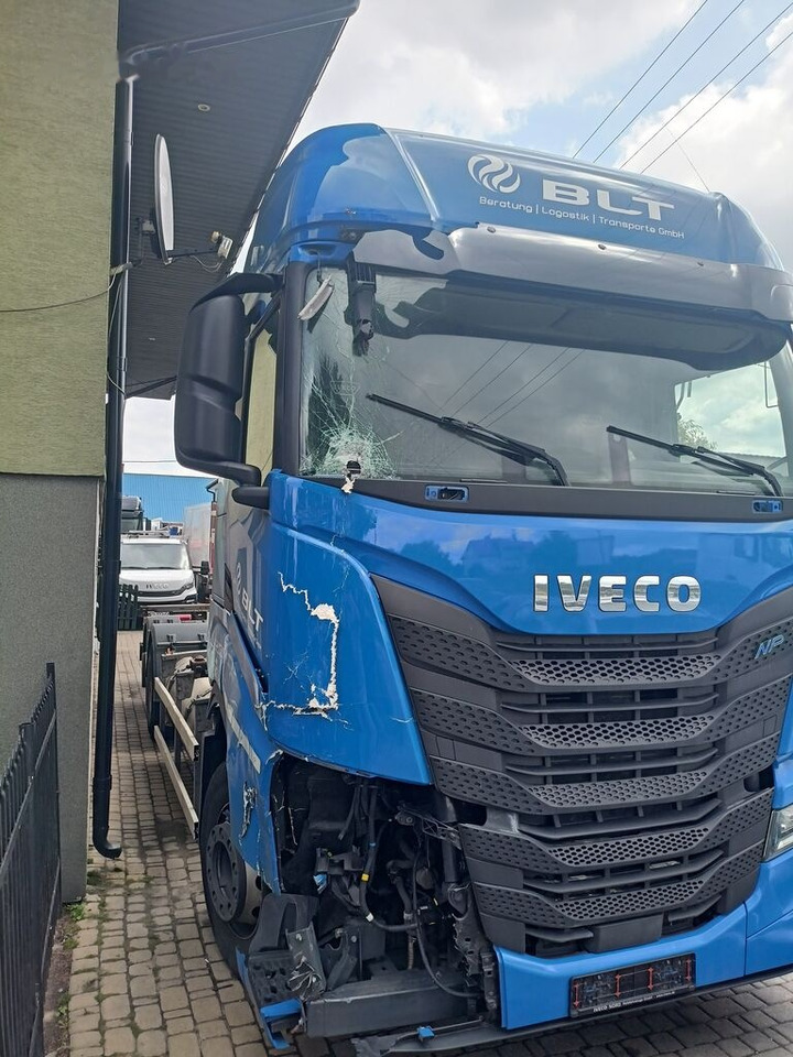 IVECO 26460 - Container transporter/ Swap body truck: picture 3 IVECO 26460 - Container transporter/ Swap body truck: picture 3