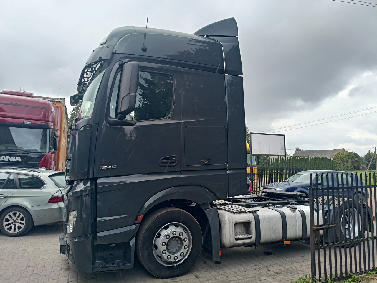 Mercedes-Benz Mp4 1845 mega - Tractor unit: picture 5 Mercedes-Benz Mp4 1845 mega - Tractor unit: picture 5