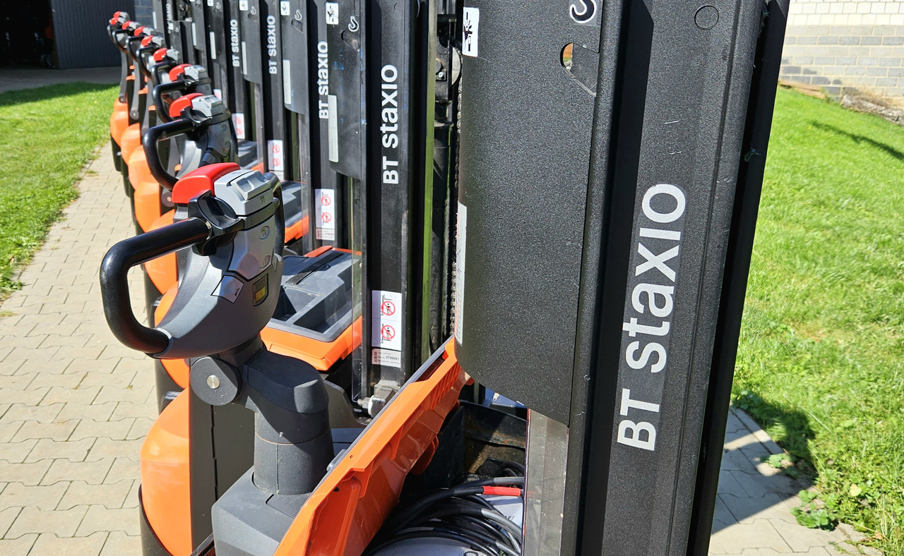 BT SWE 200 Staxio Toyota Initial lift, wstępne podnoszenie wideł, niski maszt - Stacker: picture 5 BT SWE 200 Staxio Toyota Initial lift, wstępne podnoszenie wideł, niski maszt - Stacker: picture 5