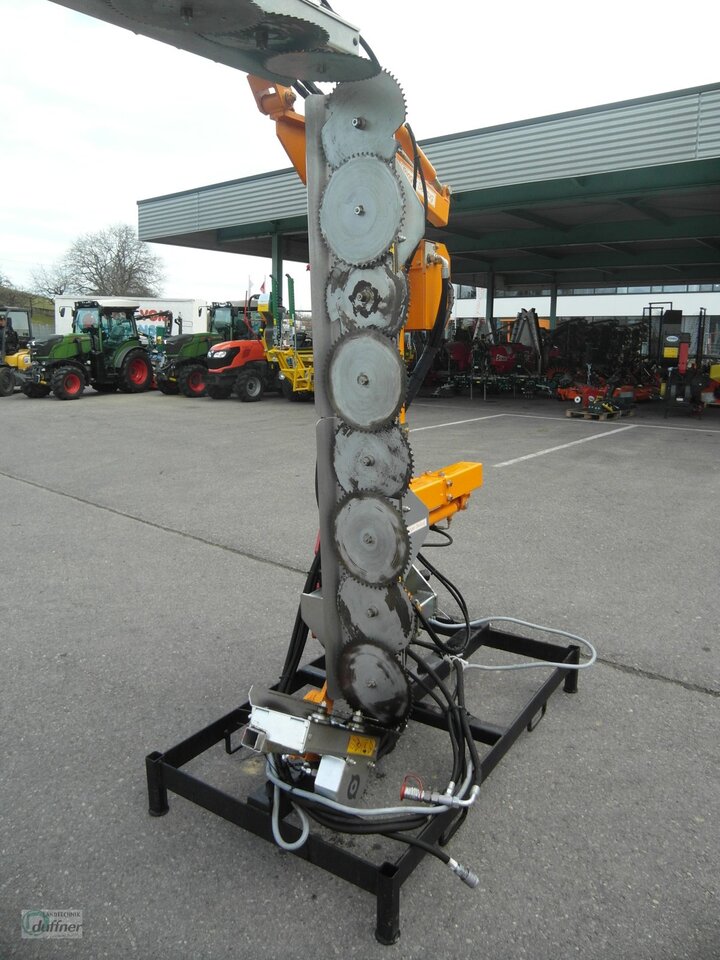 Ero Binger Baumschnittgerät - Front loader for tractor for Forestry equipment: picture 3 Ero Binger Baumschnittgerät - Front loader for tractor for Forestry equipment: picture 3