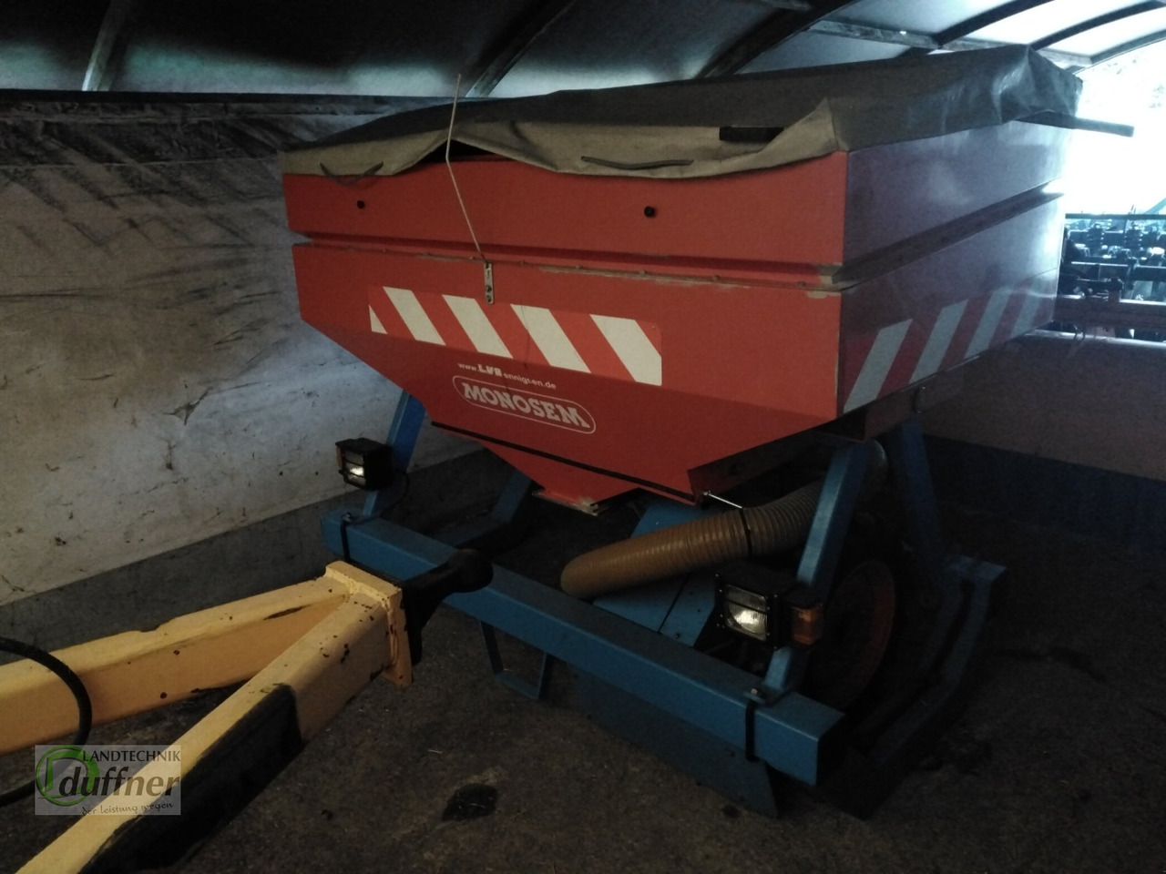 Monosem Fronttank Avant - Precision sowing machine: picture 3 Monosem Fronttank Avant - Precision sowing machine: picture 3