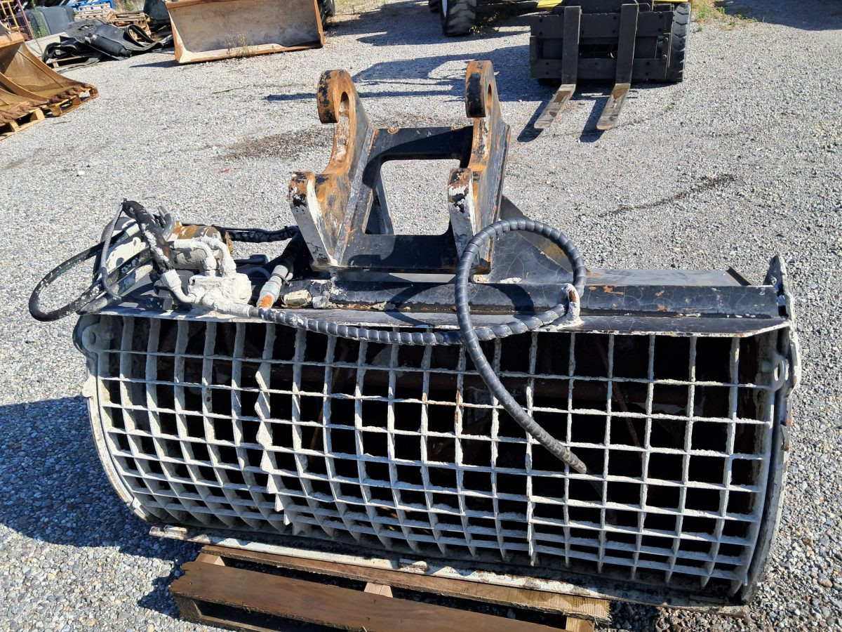 Wheel excavator MECALAC 12MTX: picture 8