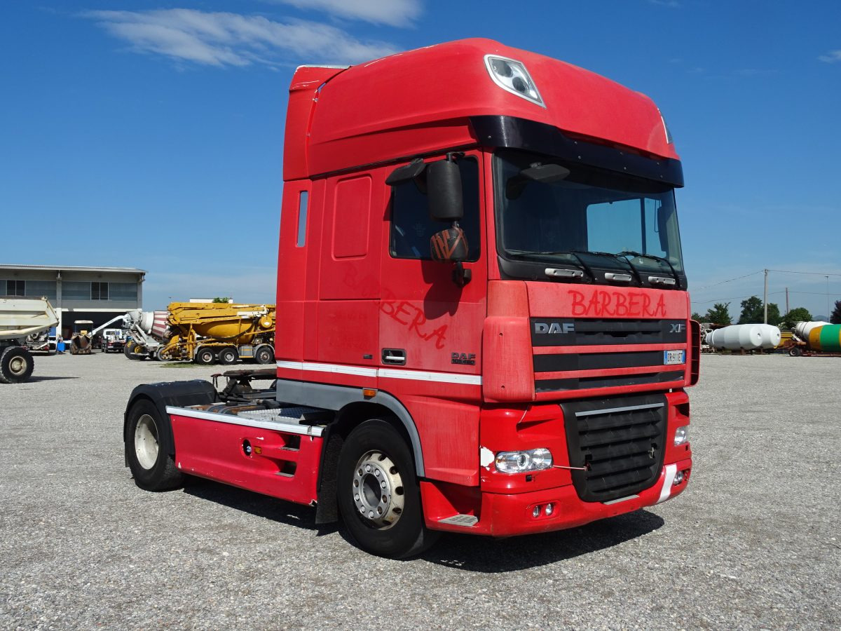 DAF XF 105.480 - Tractor unit: picture 3 DAF XF 105.480 - Tractor unit: picture 3