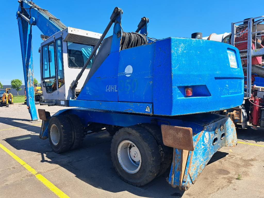 Fuchs MHL350C + generator - Waste/ Industry handler: picture 1 Fuchs MHL350C + generator - Waste/ Industry handler: picture 1