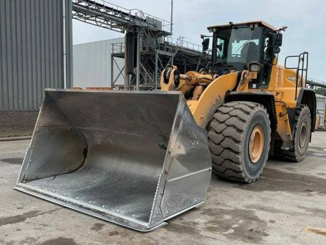 Hyundai HL980XT - Wheel loader: picture 2 Hyundai HL980XT - Wheel loader: picture 2