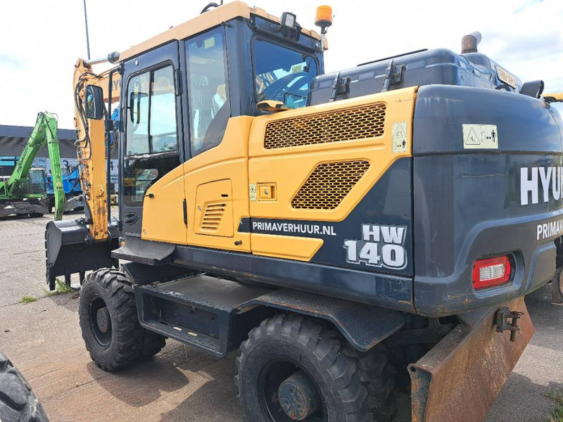 Wheel excavator Hyundai HW140: picture 9