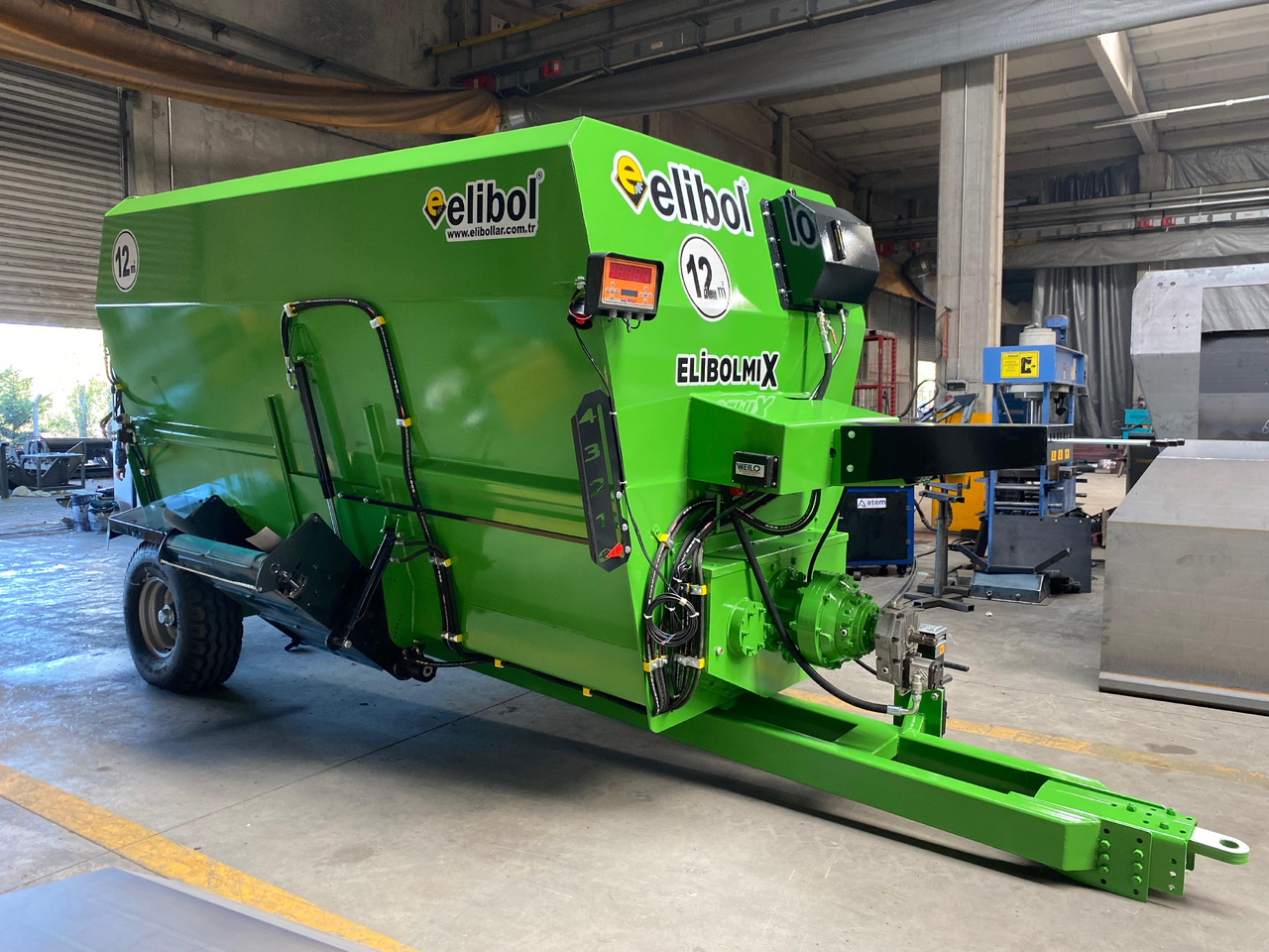 ELİBOL ELİBOLMIX 12M³ HORIZONTAL FEED MIXER - Forage mixer wagon: picture 4 ELİBOL ELİBOLMIX 12M³ HORIZONTAL FEED MIXER - Forage mixer wagon: picture 4