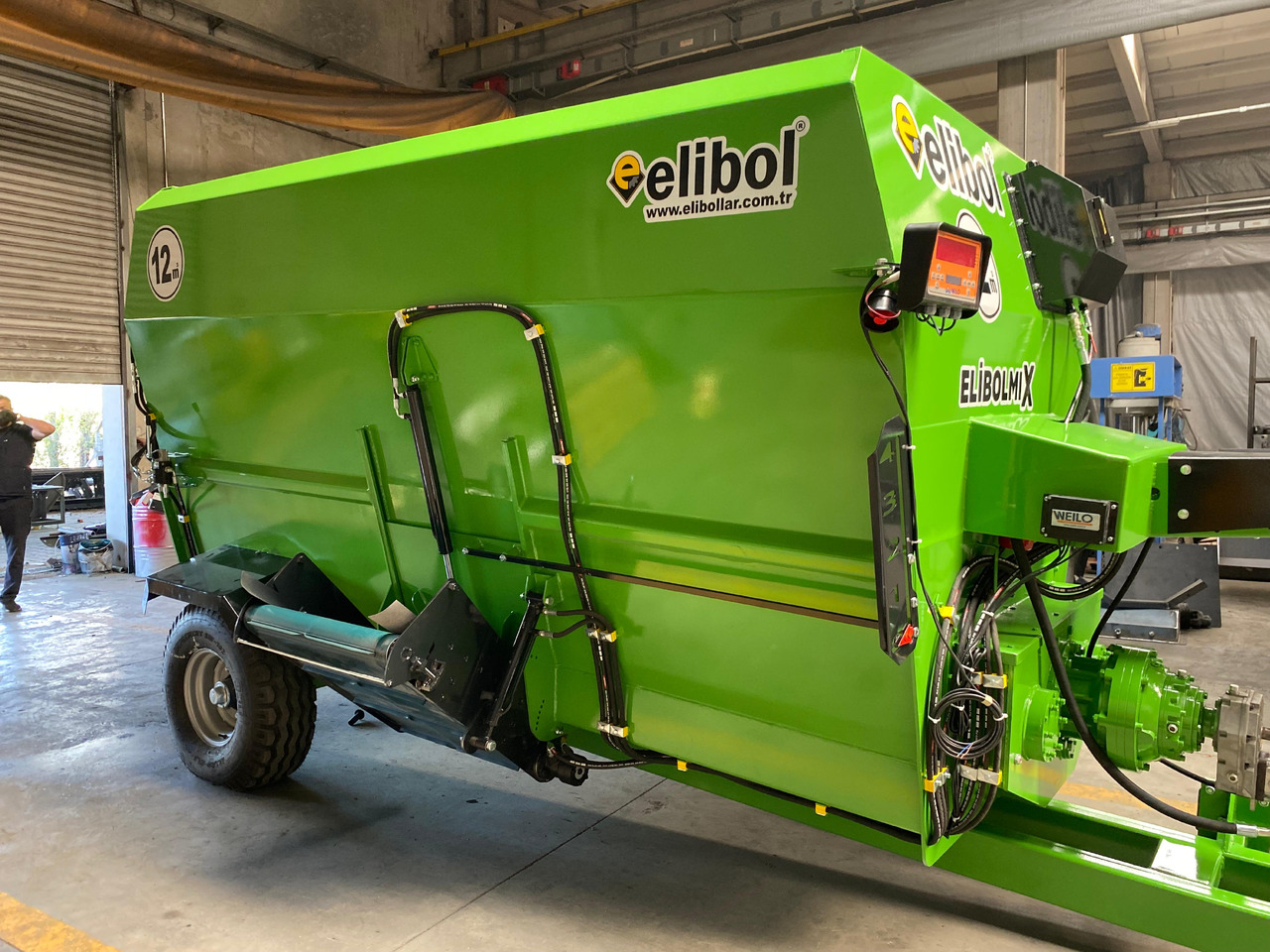 ELİBOL ELİBOLMIX 12M³ HORIZONTAL FEED MIXER - Forage mixer wagon: picture 3 ELİBOL ELİBOLMIX 12M³ HORIZONTAL FEED MIXER - Forage mixer wagon: picture 3