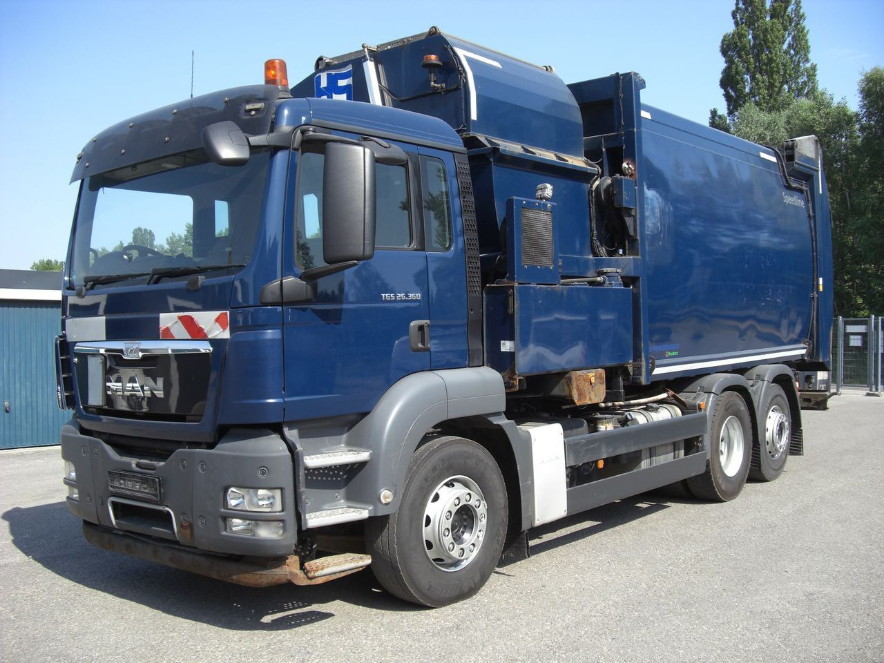 MAN 26360FNLL / SEITENLADER MAN 26360FNLL / SEITENLADER - Garbage truck: picture 1 MAN 26360FNLL / SEITENLADER MAN 26360FNLL / SEITENLADER - Garbage truck: picture 1