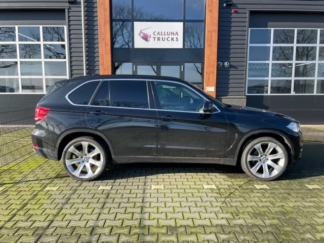 BMW X5 XDRIVE 30d - SUV: picture 5 BMW X5 XDRIVE 30d - SUV: picture 5