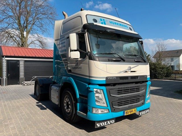 Volvo FM460 Globetrotter PTO - Tractor unit: picture 2 Volvo FM460 Globetrotter PTO - Tractor unit: picture 2