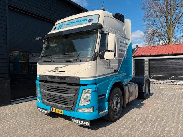 Volvo FM460 Globetrotter PTO - Tractor unit: picture 1 Volvo FM460 Globetrotter PTO - Tractor unit: picture 1