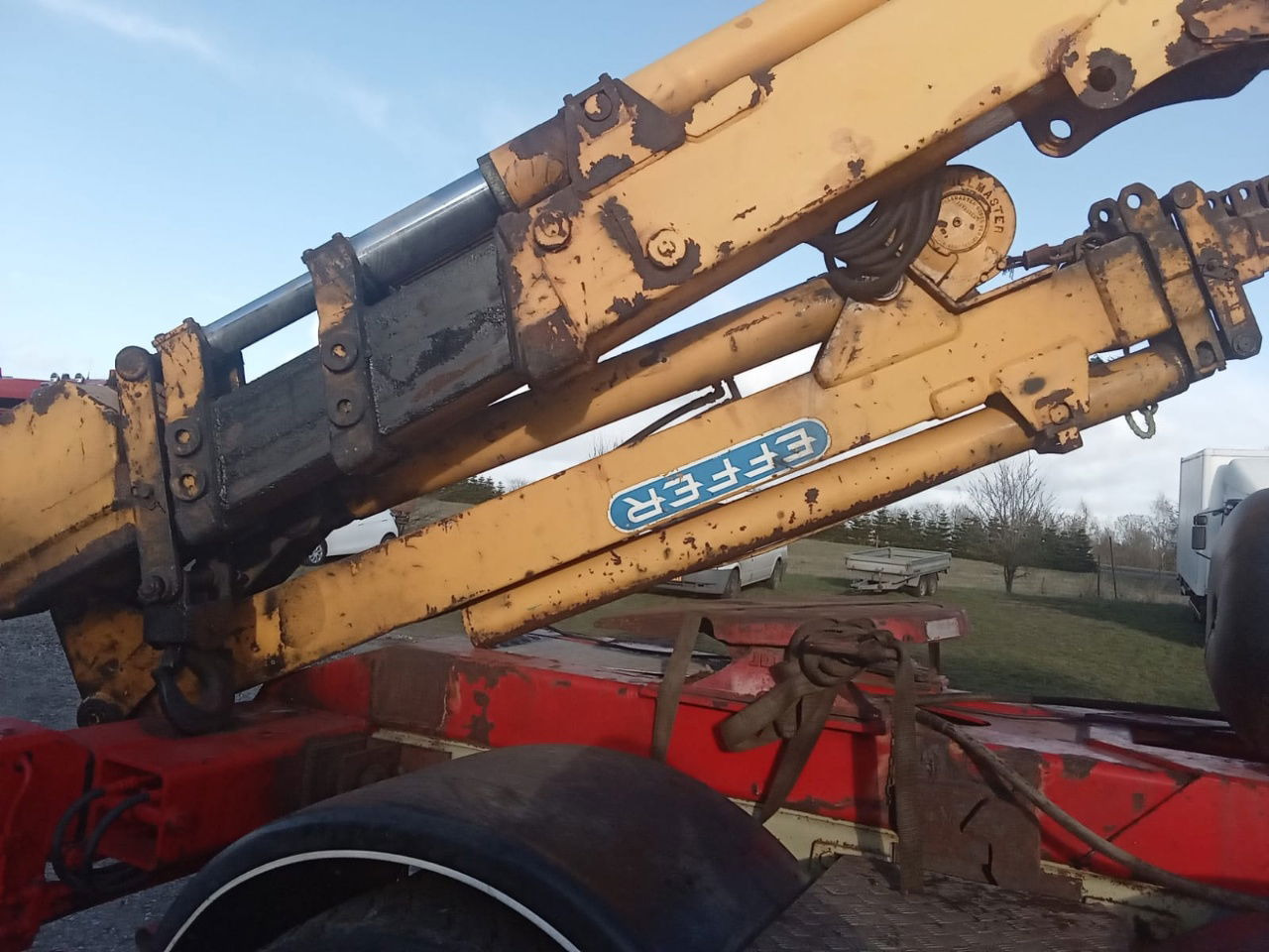 Scania R143-450 V8 Tractor unit with crane - Tractor unit: picture 5 Scania R143-450 V8 Tractor unit with crane - Tractor unit: picture 5