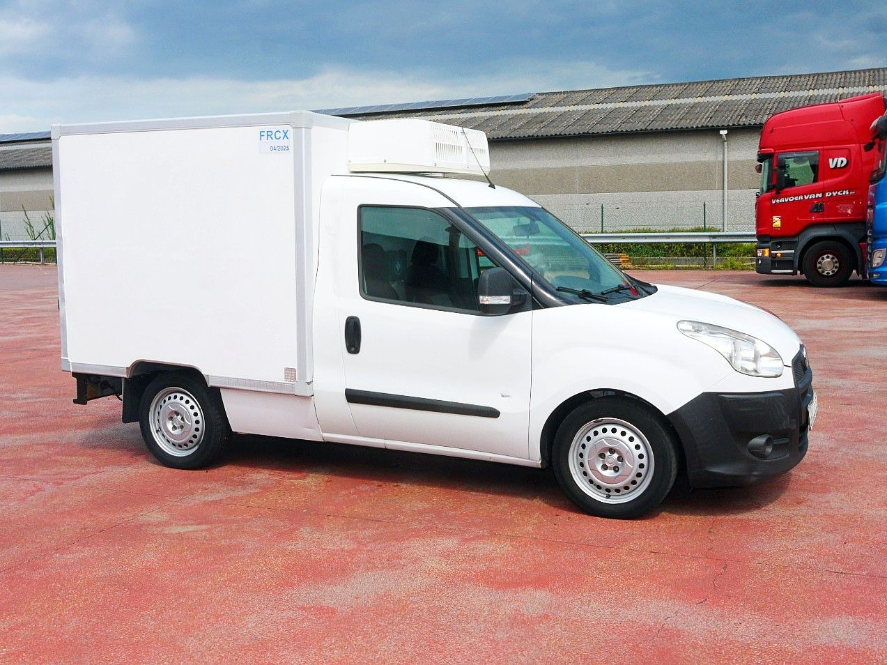 Fiat DOBLO 1.3 KUHLKOFFER RELEC FROID TR 22 -20C - Refrigerated van: picture 2 Fiat DOBLO 1.3 KUHLKOFFER RELEC FROID TR 22 -20C - Refrigerated van: picture 2
