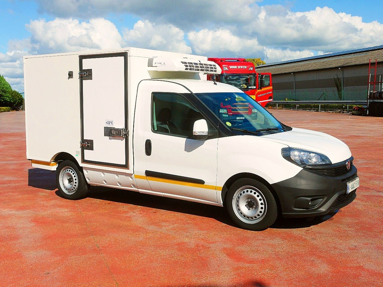 Fiat DOBLO 1.6 KUHLKOFFER THERMOKING MT A/C - Refrigerated van: picture 2 Fiat DOBLO 1.6 KUHLKOFFER THERMOKING MT A/C - Refrigerated van: picture 2